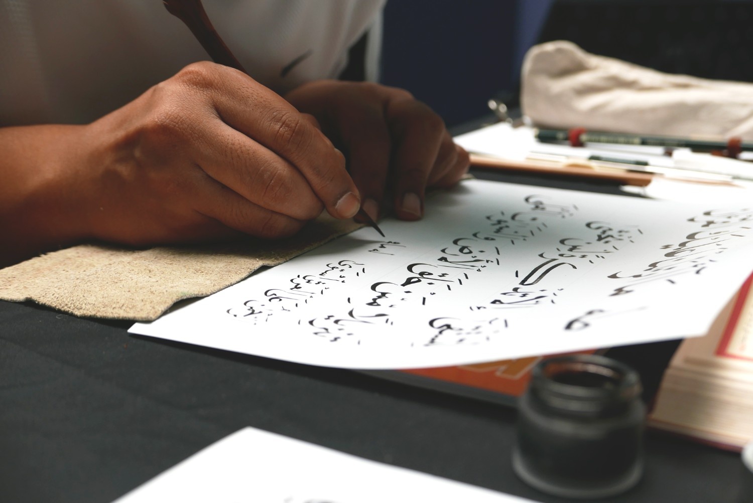 تصميم شعار احترافي لعلامتك التجارية